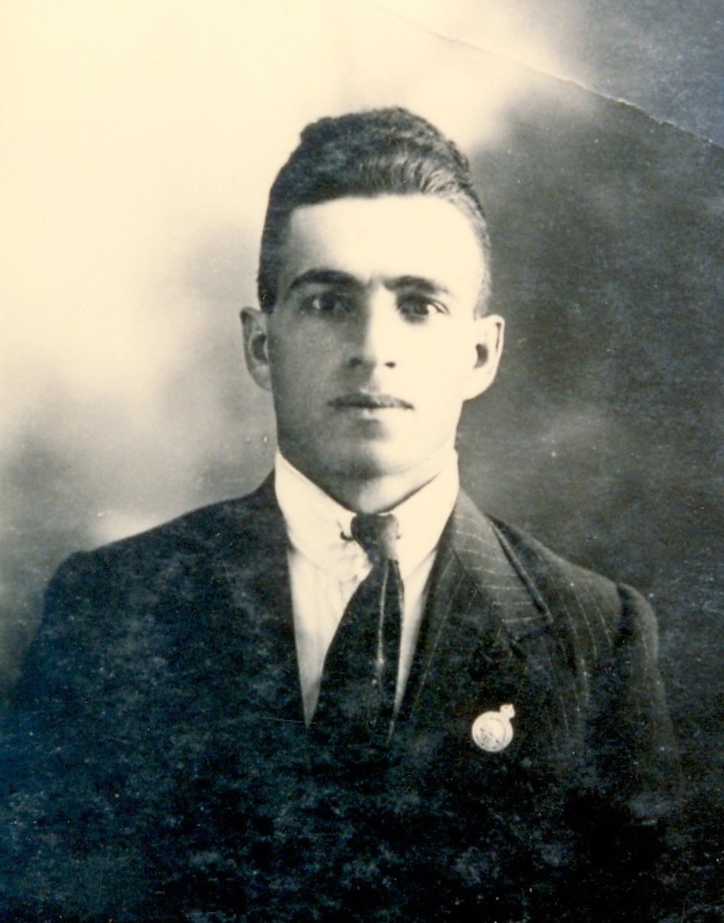 Emmanuel Attard, early 1920s Emmanuel Attard, early 1920s
