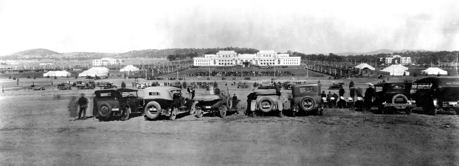 Cars gathered near Old Parliament House on the opening day, 9 May 1927