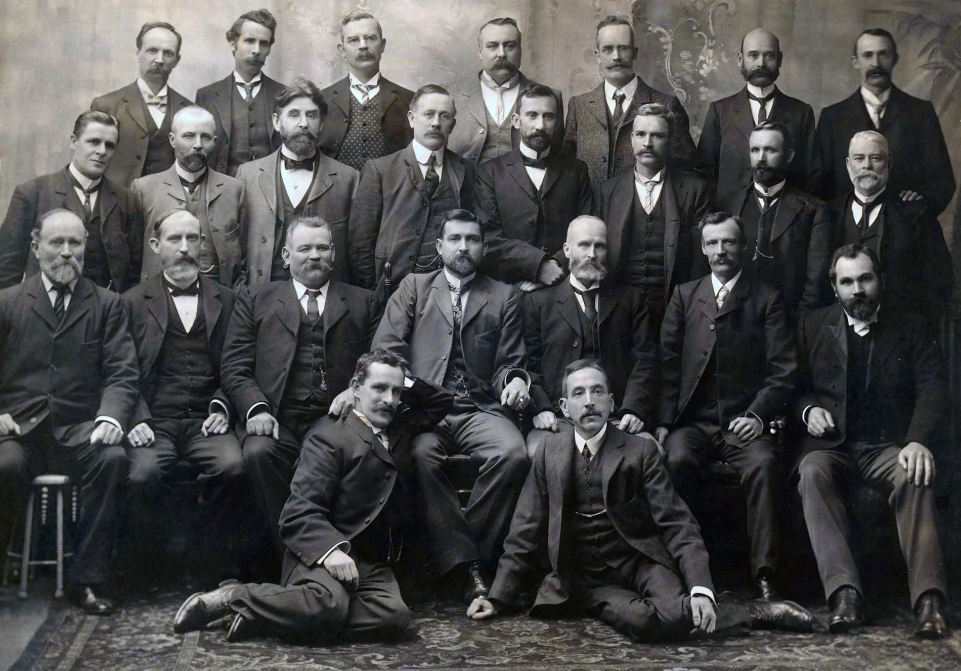 Group photograph of all Federal Labour Party MPs elected at the inaugural 1901 election. Group photograph of all Federal Labour Party MPs elected at the inaugural 1901 election.